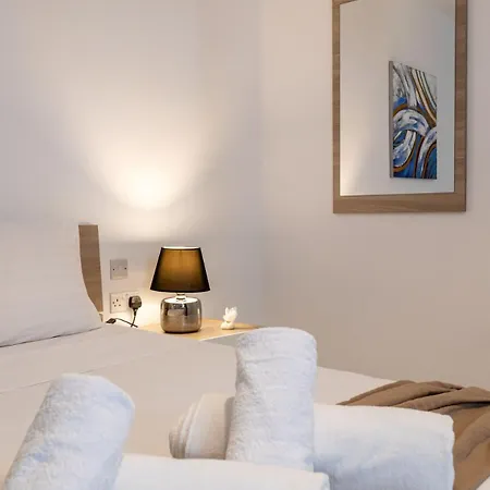 Stunning 2br In Sliema - 21 * Gzira