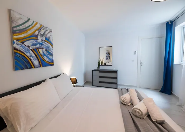 Appartamento Stunning 2br In Sliema - 21 Gzira