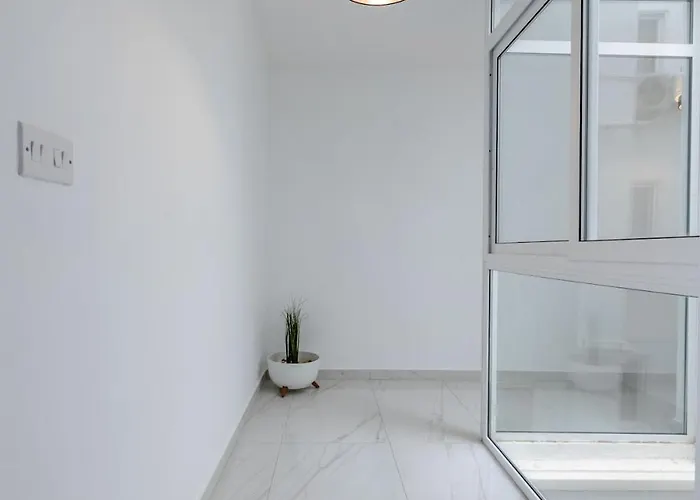 Stunning 2br In Sliema - 21