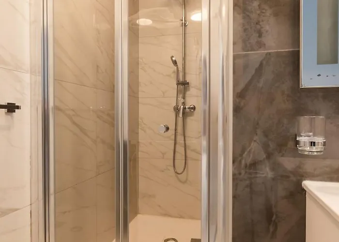 Appartamento Stunning 2br In Sliema - 21 Gzira